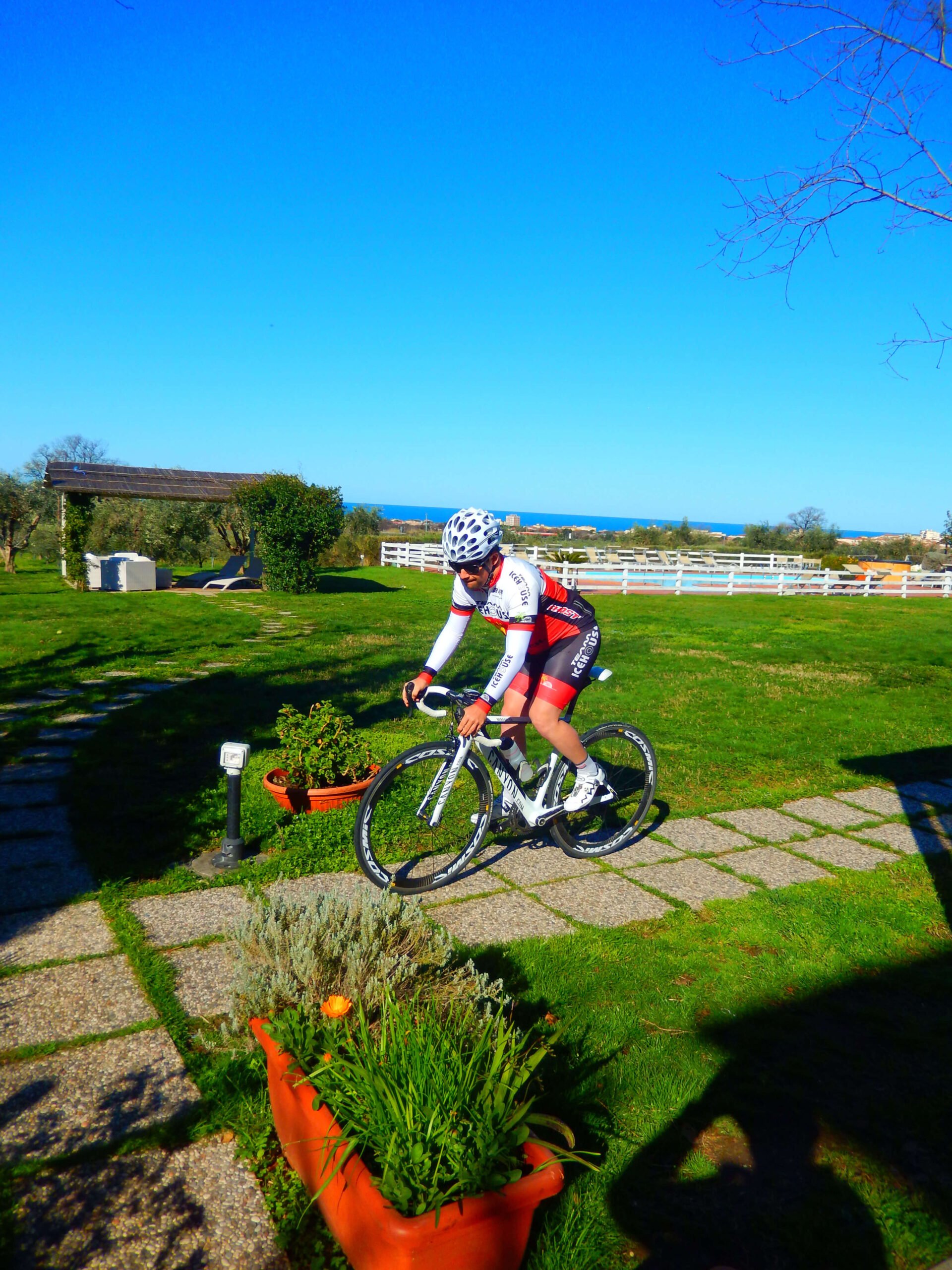 agriturismo with bike tour by the sea in tuscany