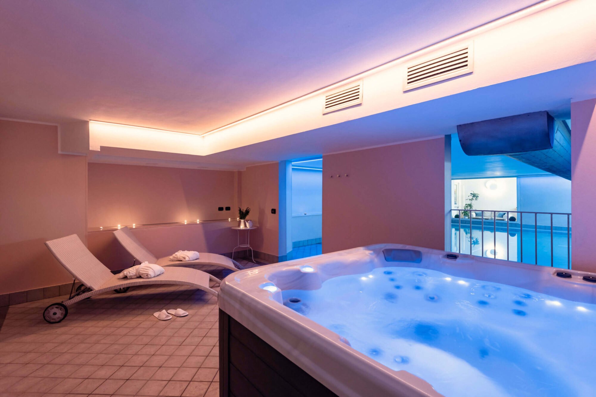whirlpool bath with idromassage in san vincenzo