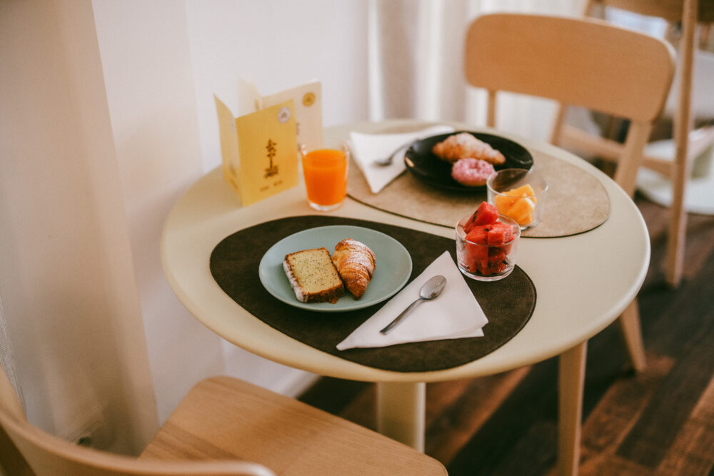 breakfast on the go at agave milano